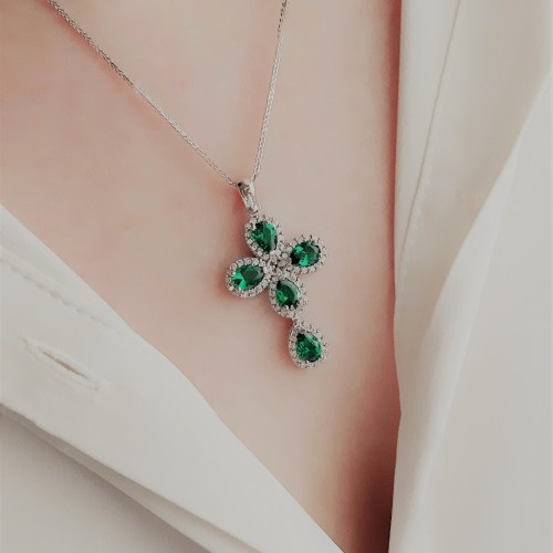 Λευκόχρυσος σταυρός Κ14 με αλυσίδα