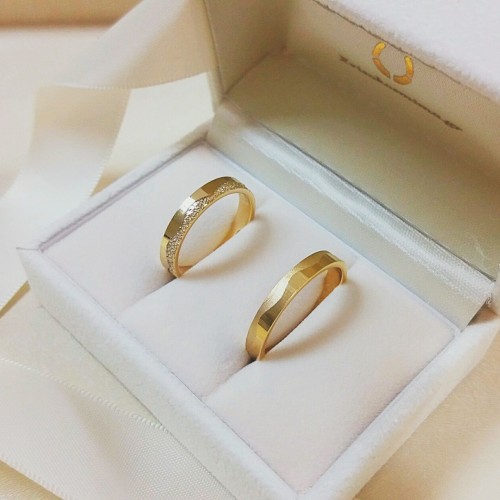 Βέρες από κίτρινο χρυσό 14 καρατίων