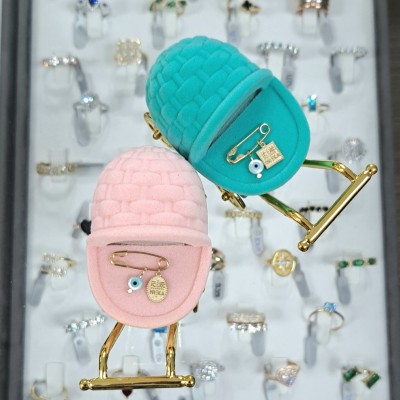 Χρυσή παραμάνα Κ9 με κωνσταντινάτο